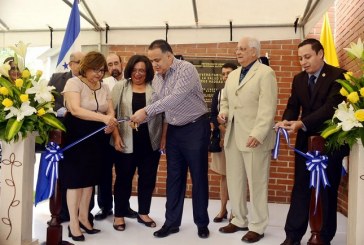 Inauguran nuevo edificio de Ciencia de la salud en la UNAH-VS