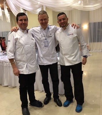 Chef Hernando junto al chef Herber de Francia.