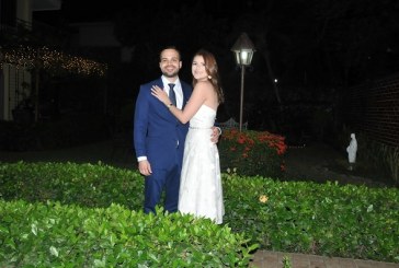 La boda de Carla y Julio…Un enlace civil muy íntimo y familiar
