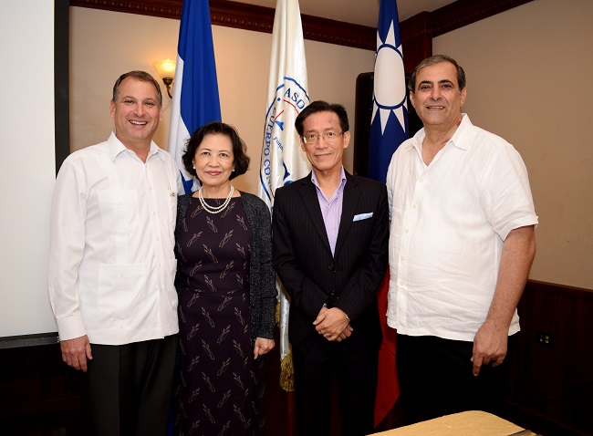 Cuerpo Consular da la bienvenida al nuevo Vicecónsul General de China (Taiwán)