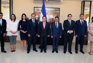 Juramentados nuevos funcionarios del Gobierno de Hernández