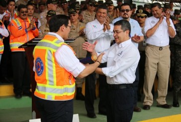 Presidente Hernández reconoce el trabajo arduo de Conapremm
