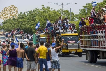 Campesinos de Nicaragua se suman a las manifestaciones iniciadas por estudiantes contra el régimen de Ortega