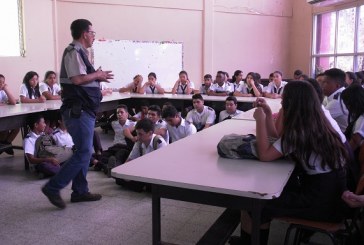 Estudiantes del Centro Básico “Presentación Centeno” aprenden a cuidar el medio ambiente