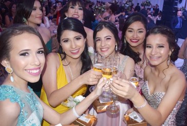 Generación 2018 de la Agape Christian Academy corona su éxito estudiantil
