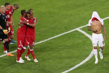 Dinamarca le amargó a Perú su regreso al Mundial al ganarle 1 a 0