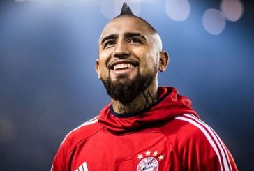 Barcelona FC hizo oficial el fichaje del mediocampista chileno Arturo Vidal