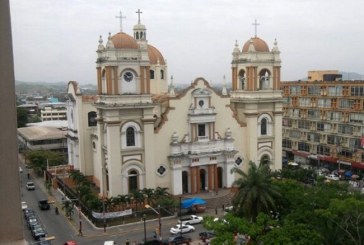 Entregan proyecto de audio guía a la catedral de San Pedro Sula para promover la cultura religiosa