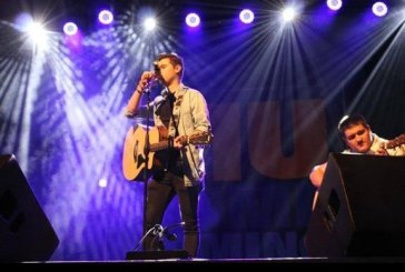Carlos Vindel: la nueva promesa musical de Honduras para el mundo