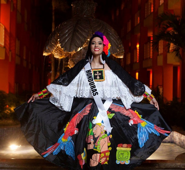 Cecila Rossell obtiene tercera posición del certamen Miss América Latina en República Dominicana