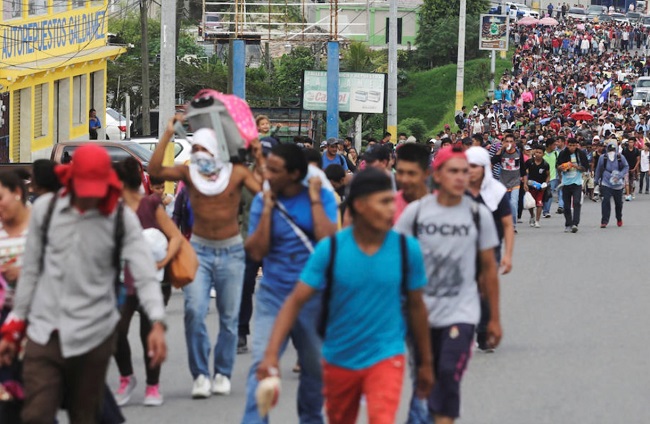 La caravana de migrantes hondureños que desafía la política migratoria de Trump