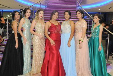Fascinante brillo en la noche de graduación de la Saint Peter´s Academy