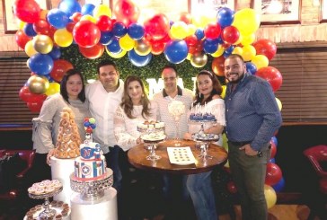 Al mejor estilo del Capitán América celebró su cumpleaños Norman Martínez
