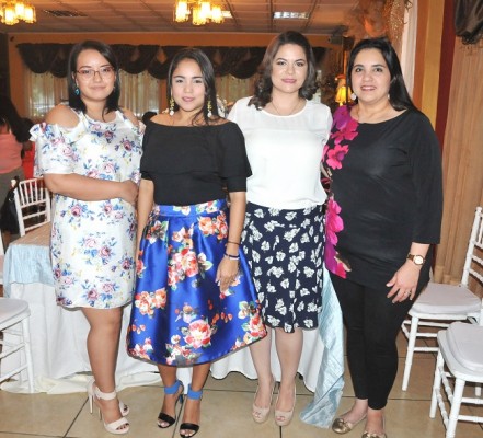 Melissa Casaca, Mafer Bellorín, Margaret Carranza y Carolina Hernández