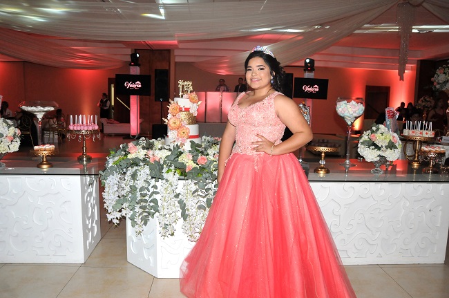 valeria vibra de emoción