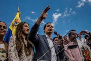 Fiscal General de Venezuela abre investigación a Juan Guaidó y le prohíba salir del país