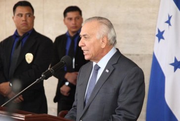 Para Mauricio Oliva en el 2020 debería realizarse la consulta popular sobre reelección y segunda vuelta
