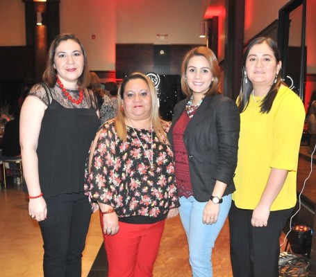 El audaz equipo de eventos: Melissa Yacaman, Alma Ríos, Iliana Cerrato y Jessy Vargas