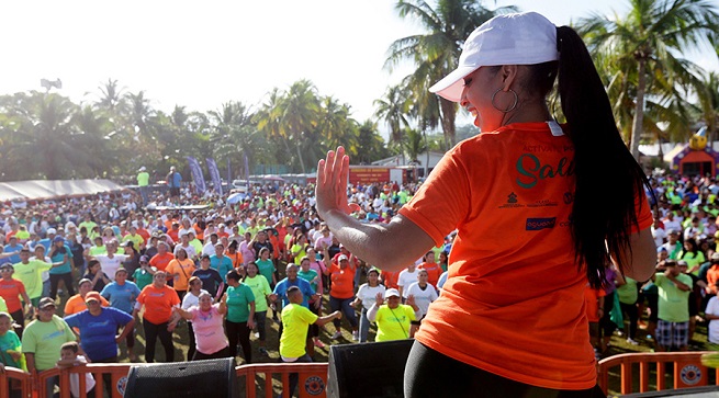Miles de porteños se ejercitan y disfrutan en jornada 47 de Honduras Actívate