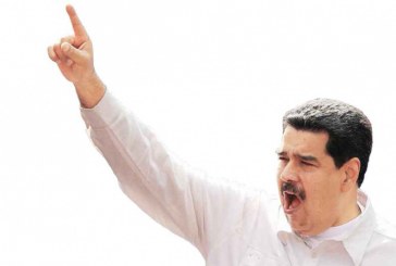 Nicolás Maduro exige la renuncia a todo su gabinete