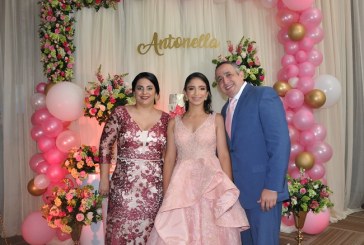 La fascinante celebración de Antonella Canahuati en sus XV años
