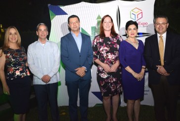 Coctel de bienvenida para los integrantes de HonduExpo 2019