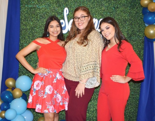 Marcela Reyes, Andrea Gómez y Nathalia Ruíz