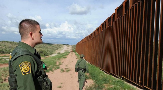 Niño hondureño es utilizado como escudo en frontera y abandonado en Estados Unidos
