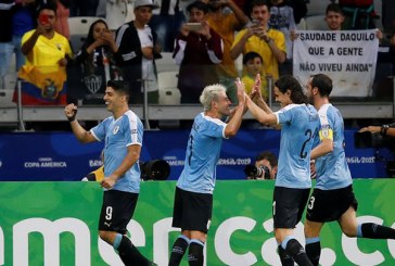 Uruguay aplasta 4-0 a Ecuador y se perfila como favorito a ganar la Copa América