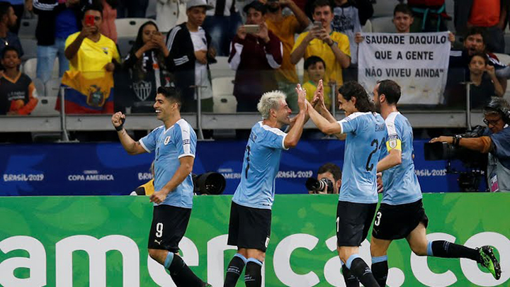 Uruguay aplasta 4-0 a Ecuador y se perfila como favorito a ganar la Copa América