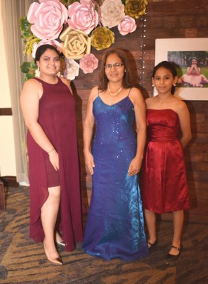 Ashly Amaya, Reina Amaya y María José Ortiz Amaya