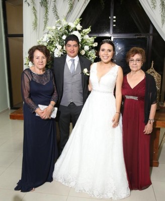 Estela Lara, Alejandro Cruz, Tany Pérez y Celia Lara