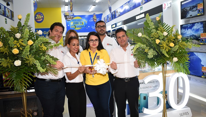 El Gallo más Gallo apertura su tienda 58 en MegaMall de San Pedro Sula