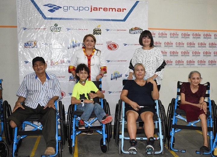 Grupo Jaremar en alianza con Cepudo realizan entrega de sillas de ruedas