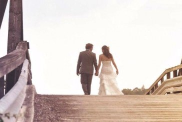 Pareja de novios muere en su despedida de solteros, a un día de la boda (+video)