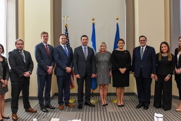 EEUU y Honduras firman más acuerdos para ampliar iniciativas bilaterales y frenar la migración irregular