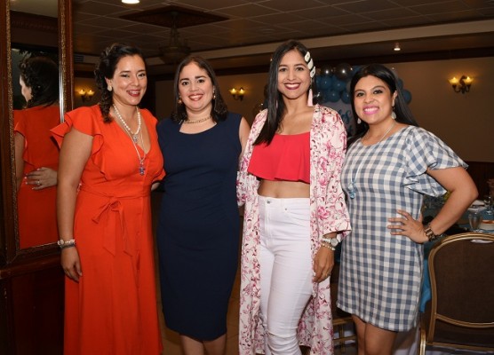 Alejandra Erazo, María Alejandra Rodríguez, Maru Pike y Cecilia Miranda