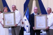 Congreso Nacional reconoce labor de Julieta de Kattán y Eduardo Bueso