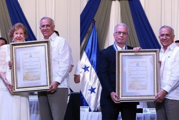 Congreso Nacional reconoce labor de Julieta de Kattán y Eduardo Bueso