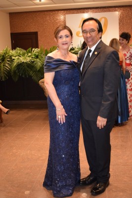 Liseth y Víctor Manuel Rodríguez.