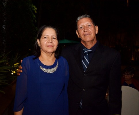 Los padres del novio, Manuel Núñez y María Martha Sánchez de Núñez