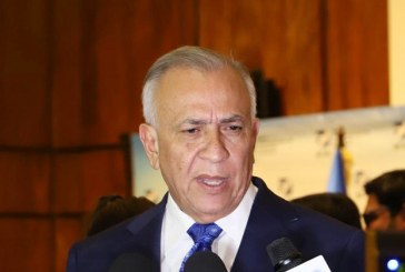 Mauricio Oliva asegura que no cierra las puertas a una segunda vuelta electoral