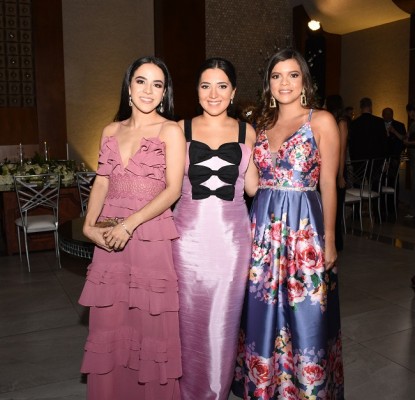 Susana Gamero, Daniela Murillo y Michelle Romero