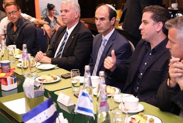 El café y el cacao hondureño seducen a empresarios de Israel
