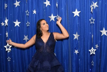 El debut de una brillante quinceañera en una noche bajo las estrellas