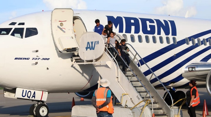 Llega vuelo con 129 hondureños retornados voluntariamente desde México