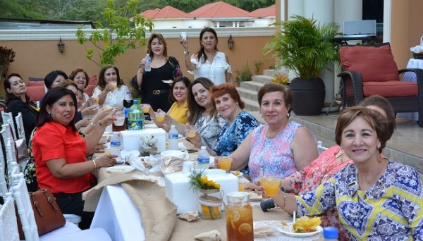 Cumpleaños Rosa María Kattán 12