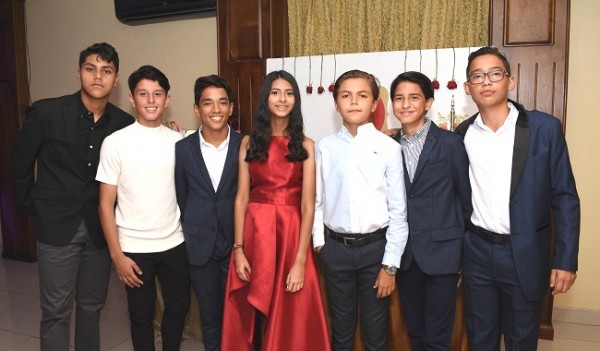 Eduardo Erazo, Erick Rivera, Gerardo Rodríguez, Nathaly Estrada Sabillón, Andrés Fajardo, Gustavo Herrera y Migue