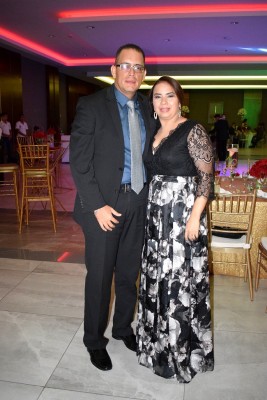 Lorena y Raúl Zepeda.