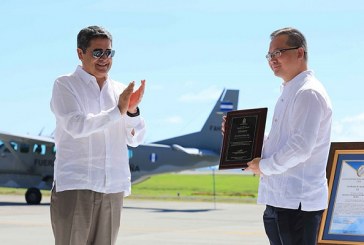 Aeropuerto de Roatán recibe certificación internacional